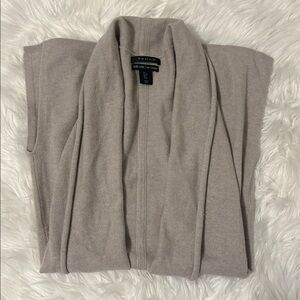 ★ Last Chance Tahari Sleeveless Cashmere Vest